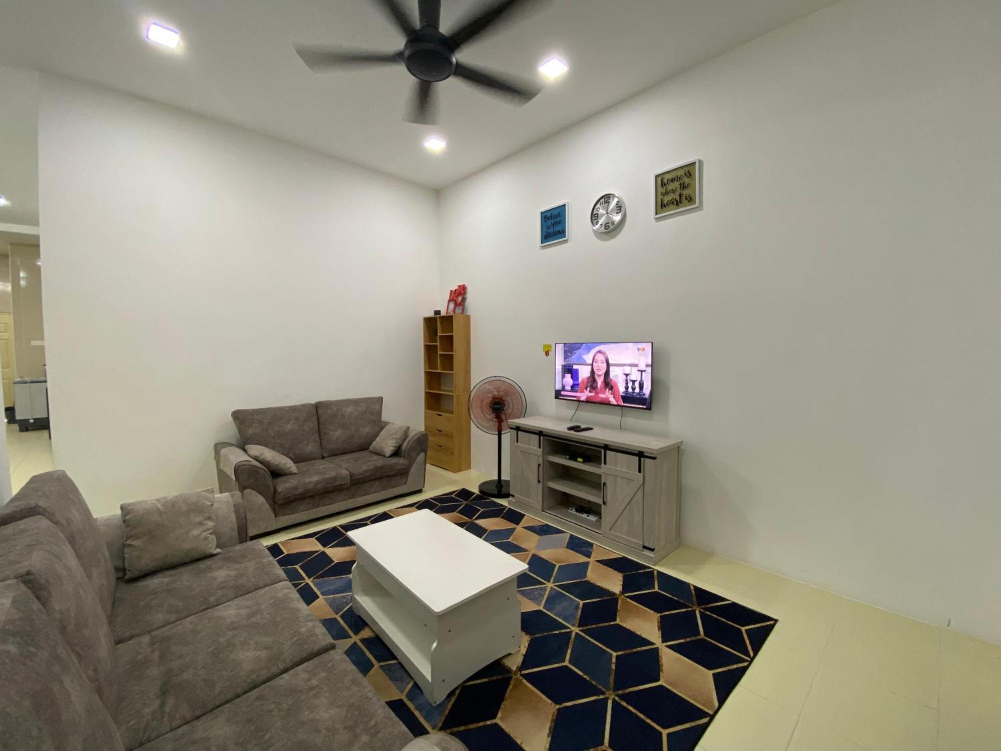 Homestay Cikgu Ahmed Batu Kikir Экстерьер фото